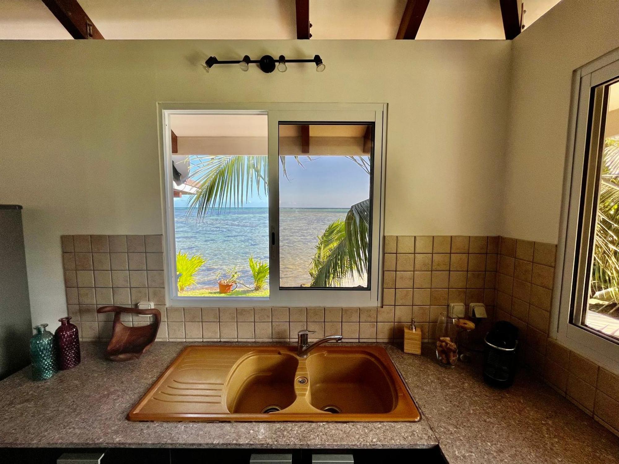 O'Coco Bungalow- Breathtaking Waterfront Views, Endless Memories Paea エクステリア 写真